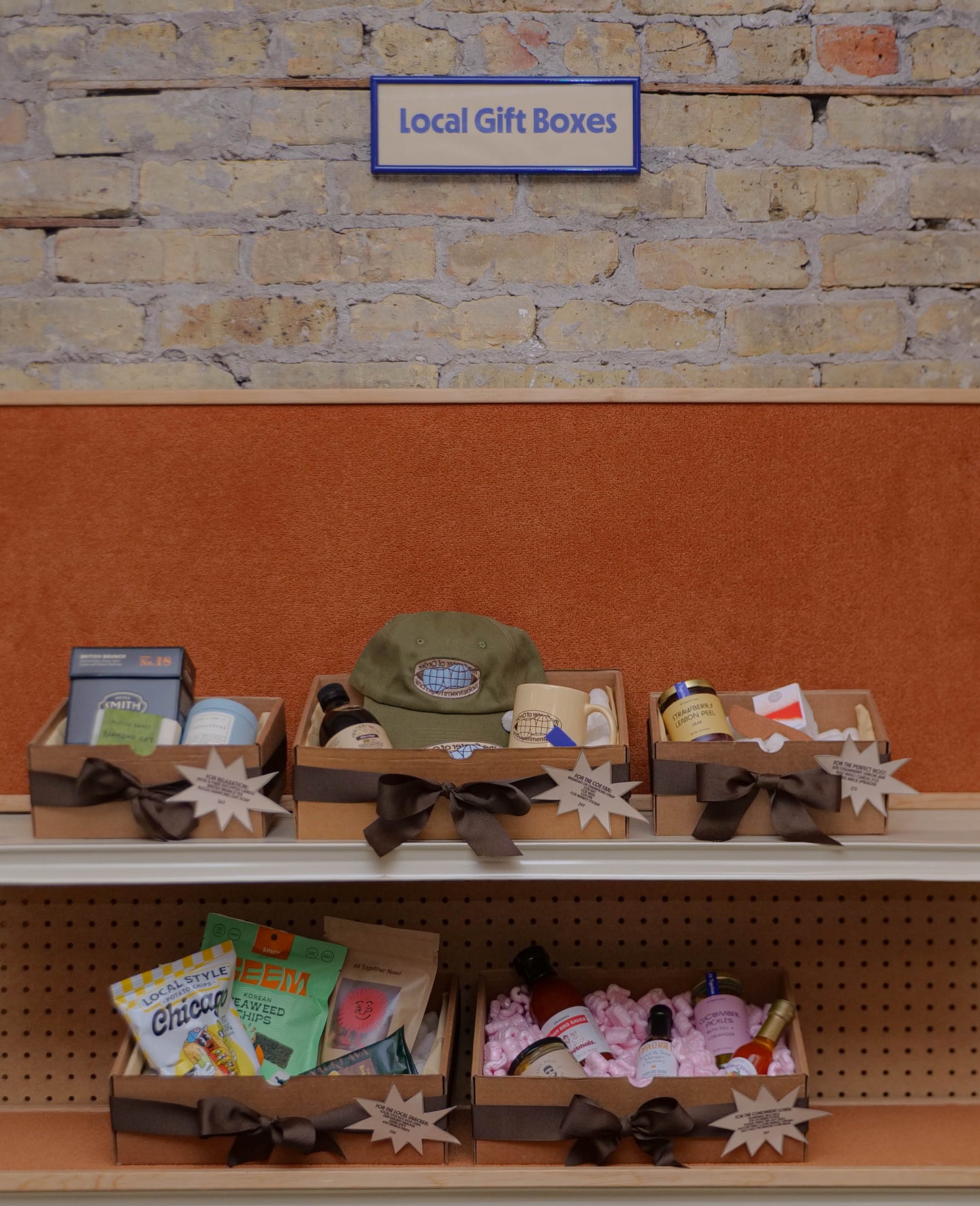 *COE GIFT BOX: FOR THE PERFECT HOST